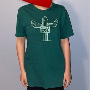 green graphic t shirt